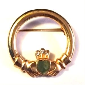 Vtg Gold Plated Claddaugh  Connemara Heart Wreath Circle Pin Brooch